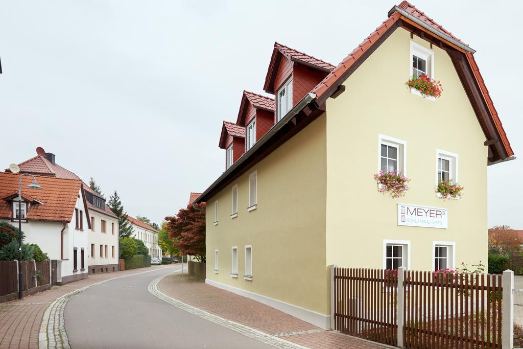 Hotel Bei Meyers Schlafen&Feiern Bohlen  Exterior foto